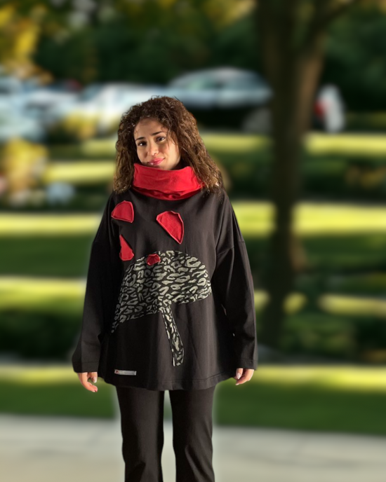 Μπλούζα με μακρύ μανίκι, Βαμβάκι 95% ελαστάν 5%, μήκος από ώμο 65εκ., με λαιμό σε χρώμα μπορντό, χειροποίητη δημιουργία με αγάπη it's raining