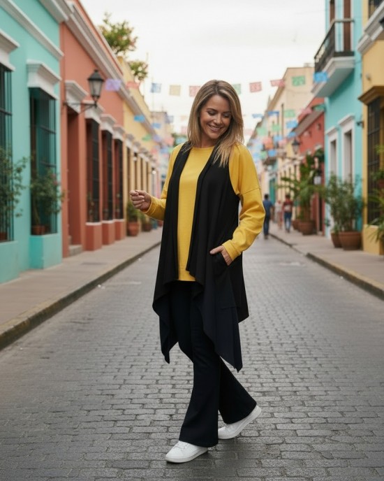 Αμάνικη Ζακέτα Μαύρη, Φούτερ με χνούδι, με πλαϊνές τσέπες, χειροποίητη με αγάπη, σχέδιο  "Τζιν μαργαρίτα " 