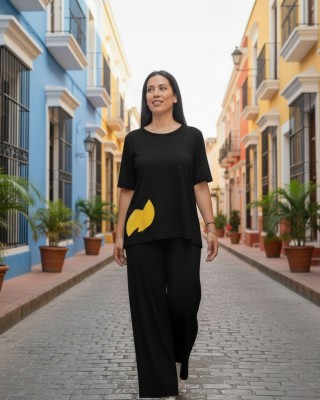 Mπλούζα  με κοντό μανίκι, χαμόγελο λαιμόκοψη, ύφασμα μπλούζας βαμβάκι 100%, μήκος από ώμο 65εκ., άνοιγμα στην πλάτη, με σχέδιο τον ανανά, άνοιγμα στην πλάτη 