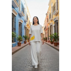 Mπλούζα  με κοντό μανίκι, χαμόγελο λαιμόκοψη, ύφασμα μπλούζας βαμβάκι 100%, μήκος από ώμο 65εκ., άνοιγμα στην πλάτη, με σχέδιο τον ανανά, άνοιγμα στην πλάτη 