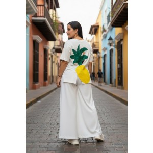 Mπλούζα  με κοντό μανίκι, χαμόγελο λαιμόκοψη, ύφασμα μπλούζας βαμβάκι 100%, μήκος από ώμο 65εκ., άνοιγμα στην πλάτη, με σχέδιο τον ανανά, άνοιγμα στην πλάτη 