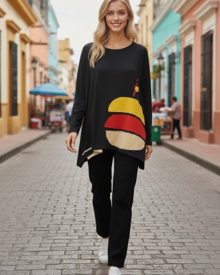 Μπλουζοφόρεμα μαύρο, Μήκος 70εκ από ώμο, με στρόγγυλη λαιμόκοψη, βαμβάκι 95% ελασταν 5%, μικρά πλαϊνά ανοίγματα στο τελείωμα, με σχέδιο Πολύχρωμο Μήλο