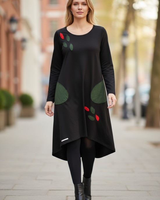Μίντι Φόρεμα Μαύρο Ασύμμετρο, λαιμόκοψη στρογγυλή, μακρύ μανίκι, με πλαϊνές τσέπες,βαμβάκι95% ελαστάν , μήκος 110εκ μπροστά και 120εκ. το πίσω μέρος, με σχέδιο Φυλλαράκια Παντού 