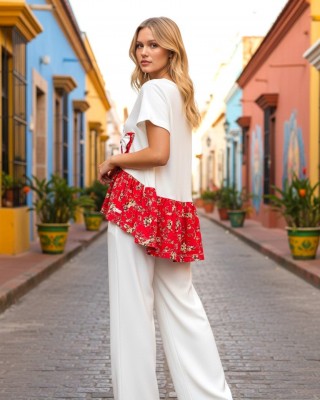 Μπλούζα Λεύκη, Φλοράλ Κόκκινες λεπτομέρειες, με τον Υπέροχο φλοράλ Φιόγκο, Αέρινη Δροσερή Βαμβακερή 100%