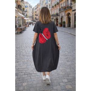 Φόρεμα midi balloon, χρώμα γκρι σκούρο, στρόγγυλη λαιμόκοψη, με κοντό μανίκι, μήκος 115εκ από ώμο, Βαμβάκι 100%, Σχέδιο μπροστά το λουλούδι, πίσω η πεταλούδα 