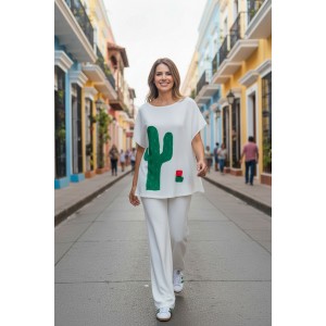 Mπλούζα σε χρώμα λευκό ή μαύρο,  με κοντό μανίκι, χαμόγελο λαιμόκοψη, ύφασμα μπλούζας βαμβάκι 100%, μήκος από ώμο 65εκ., με σχέδιο “Κάκτος”