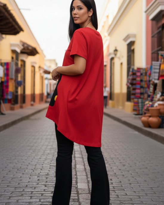 Mπλουζοφόρεμα ασύμμετρο, Μήκος από τον ώμο 80εκ μπροστινό μέρος και το πίσω μέρος 90εκ. με κοντό μανίκι βαμβάκι 100%, με σχέδιο το αυτοκινητάκι 