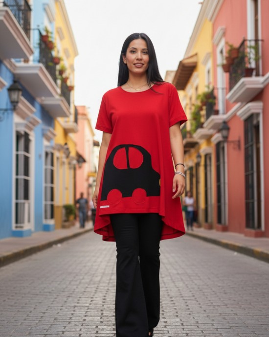 Mπλουζοφόρεμα ασύμμετρο, Μήκος από τον ώμο 80εκ μπροστινό μέρος και το πίσω μέρος 90εκ. με κοντό μανίκι βαμβάκι 100%, με σχέδιο το αυτοκινητάκι 