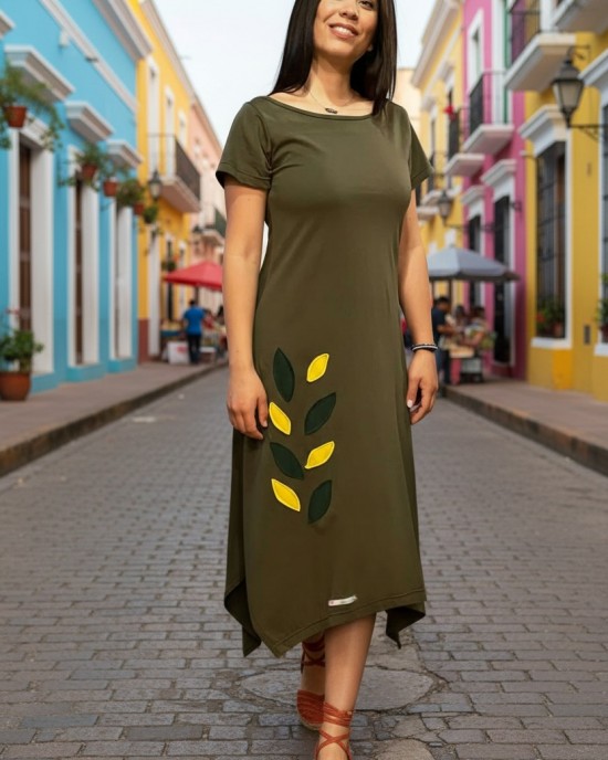 Μίντι φόρεμα, χαμόγελο λαιμόκοψη, μικρά πλαϊνά ανοίγματα στο τελείωμα, μήκος 115εκ., Βαμβάκι100% με σχέδιο τα φυλλαράκια 