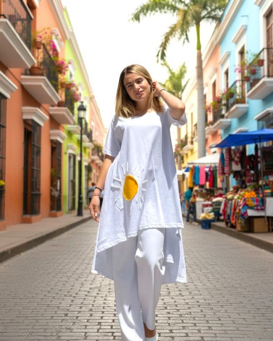 Mπλουζοφόρεμα ασύμμετρο, Μήκος από τον ώμο 80εκ μπροστινό μέρος και το πίσω μέρος 90εκ. με κοντό μανίκι βαμβάκι 100%,με σχέδιο  Κίτρινο λουλούδι 