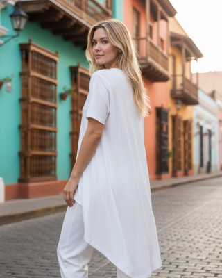 Mπλουζοφόρεμα ασύμμετρο, Μήκος από τον ώμο 80εκ μπροστινό μέρος και το πίσω μέρος 90εκ. με κοντό μανίκι βαμβάκι 100%, με σχέδιο  το kαραβάκι  