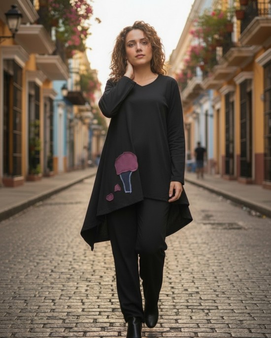 Mπλουζοφόρεμα Ασύμμετρο, με ουρά,  μακρύ μανίκι, στρόγγυλη λαιμόκοψη, μήκος 70εκ μπροστινό μέρος και πίσω μέρος 80εκ., Βαμβάκι 95% ελαστάν 5%, με σχέδιο  Σπιτάκι με Δέντρο