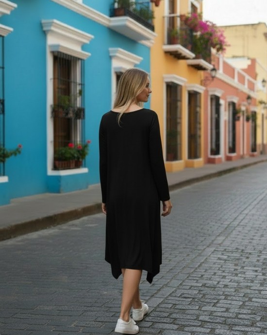 Φόρεμα midi ασύμμετρο με ανοίγματα στο πλάι, με τσέπη,με λαιμόκοψη στρόγγυλη, με μακρύ μανίκι, μήκος 115εκ, Βαμβάκι 95% με ελασταν 5%, με σχέδιο τον ελεφαντάκο