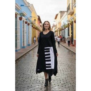 Φόρεμα midi ασύμμετρο, με ανοίγματα στο πλάι, με λαιμόκοψη στρόγγυλη, με μακρύ μανίκι, μήκος 112εκ, Βαμβάκι 95% με ελασταν 5%  με σχέδιο το πιάνο 