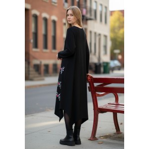 Μίντι φόρεμα, μακρύ μανίκι, V  λαιμόκοψη, μικρά πλαϊνά ανοίγματα στο τελείωμα, μήκος 115εκ. από ώμο , Βαμβάκι95% ελαστάν 5%, με σχέδιο Πουά Φιόγκοι 