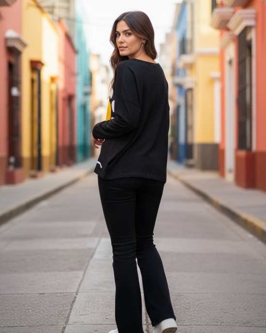 Μπλούζα με μακρύ μανίκι, Βαμβάκι 95% ελαστάν 5%, μήκος από ώμο 65εκ., με V λαιμόκοψη, χειροποίητη δημιουργία με αγάπη "Αγαπημένη και Υπέροχη Μαργαρίτα"