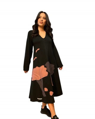  Άλφα γραμμή, Φόρεμα midi,V λαιμόκοψη, με μακρύ μανίκι, μήκος 110εκ Βαμβάκι 95% με ελασταν 5%Υπέροχα Χαμόγελα