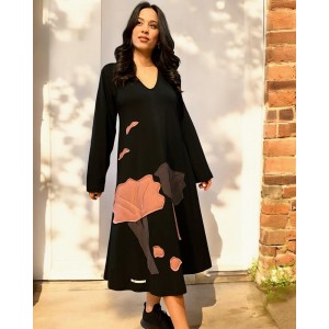  Άλφα γραμμή, Φόρεμα midi,V λαιμόκοψη, με μακρύ μανίκι, μήκος 110εκ Βαμβάκι 95% με ελασταν 5%Υπέροχα Χαμόγελα