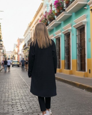 Mπλουζοφόρεμα Ασύμμετρο μα΄ύρο , με λαιμό, μήκος 70εκ μπροστινό μέρος και πίσω μέρος 80εκ., με μακρύ μανίκι,  Βαμβάκι 95% ελαστάν 5%, με σχέδιο Ελεφαντάκος