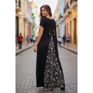 Φόρεμα Μακρύ, με ουρά φλοράλ, μήκος από ώμο 135εκ.,Βαμβάκι 100%, με τον  υπέροχο φιόγκο να διακοσμεί την πλάτη του φορέματος 