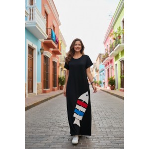 Μακρύ μαύρο φόρεμα, με κοντό μανίκι, στρόγγυλη λαιμόκοψη, Βαμβάκι 100%, με σχέδιο ψάρι και άνοιγμα στην πλάτη