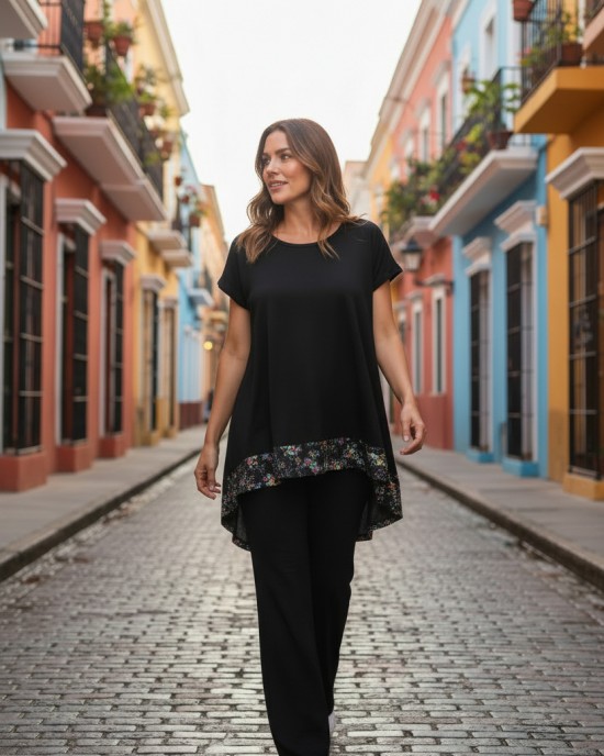 Mπλουζοφόρεμα ασύμμετρο,  μαύρο.με κοντό μανίκι, βαμβάκι 100%, με φλοράλ ουρ΄΄α στο πίσω μέρος, μήκος από ώμο μπροστά 80εκ. και 90εκ. με σχέδιο  Φιόγκος μοναδικός