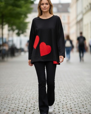 Μπλούζα με μακρύ μανίκι, λαιμόκοψη χαμόγελο, βαμβάκι 95% ελαστάν5%, μήκος 65 εκ. σχέδιο Δύο Κόκκινες Καρδιές 