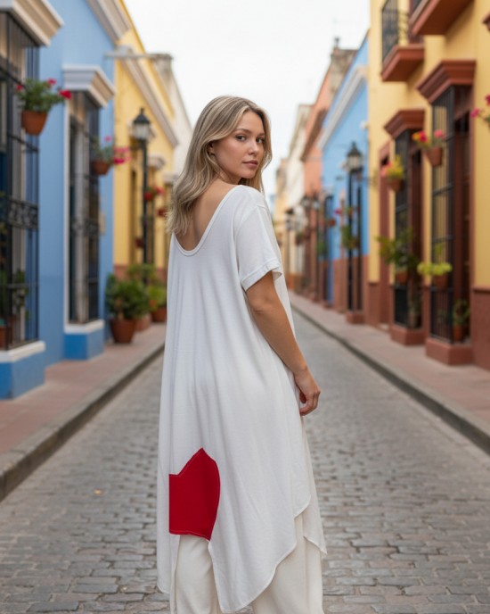 Mπλουζοφόρεμα ασύμμετρο, Μήκος μπλούζας από τον ώμο το μπροστινό μέρος 70 εκ. και το πίσω μέρος 100εκ.,  με κοντό μανίκι βαμβάκι 100% με σχέδιο  κόκκινη καρδιά 