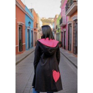 Ασύμμετρο Πανωφόρι Midi, μαύρο, σε στυλ κάπας με μανίκι, Χειροποίητο με αγάπη, Άνετο ζεστό, Φούτερ με χνούδι, με πλαϊνές τσέπες, ΧΩΡΙΣ φερμουάρ, σχέδιο Κόκκινη Καρδιά 