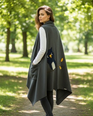 Αμάνικη Ζακέτα γκρι σκούρο, Άνετο ζεστό, Φούτερ με χνούδι,  Βαμβάκι95% ελαστάν 5%, πλαϊνές τσέπες, ΧΩΡΙΣ φερμουάρ, σχέδιο Αγαπημένη Κουκουβάγια