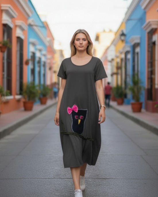 Φόρεμα midi balloon, χρώμα γκρι σκούρο ή μαύρο, στρόγγυλη λαιμόκοψη, με κοντό μανίκι, μήκος 115εκ από ώμο, Βαμβάκι 100%, Σχέδιο Koυκουβάγια 