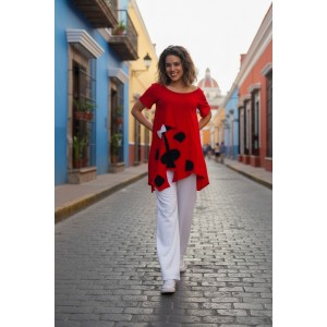 Mπλουζοφόρεμα ασύμμετρο, Μήκος από τον ώμο 80εκ μπροστινό μέρος και το πίσω μέρος 90εκ. με κοντό μανίκι βαμβάκι 100% με σχέδιο  την Πασχαλίτσα 