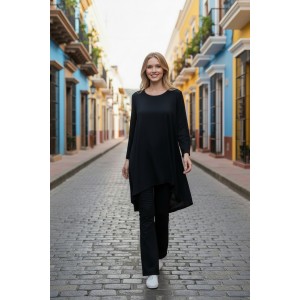 Mπλουζοφόρεμα μαύρο με μακρύ μανίκι,  μήκος 80εκ μπροστινό μέρος και πίσω μέρος 90εκ., Βαμβάκι95% ελαστάν 5% , με σχέδιο μία καρδιά κόκκινη στο πίσω μέρος 