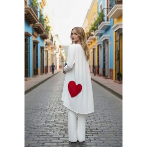 Mπλουζοφόρεμα λευκό με μακρύ μανίκι, μήκος 80εκ μπροστινό μέρος και πίσω μέρος 90εκ., Βαμβάκι95% ελαστάν 5% , με σχέδιο μία καρδιά κόκκινη στο πίσω μέρος