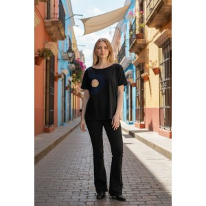 Mπλούζα με κοντό μανίκι, με χαμόγελο λαιμόκοψη, ύφασμα μπλούζας βαμβάκι 100%, μήκος από ώμο 65εκ., με σχέδιο τζιν μαργαρίτα 