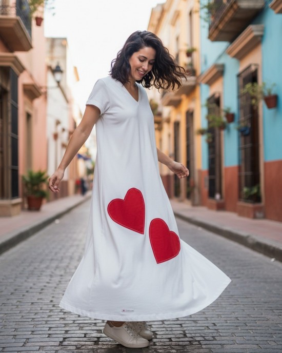 Φόρεμα μακρύ ,V λαιμόκοψη , μήκος από τον ώμο 135εκ., άνετο και δροσερό βαμβάκι 100%, Κοντό μανίκι με σχέδιο Καρδιές Κόκκινες 