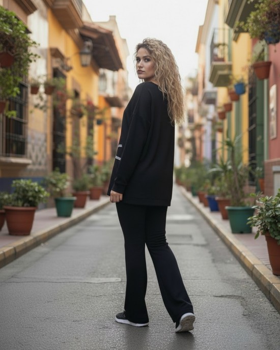 Μπλούζα Μαύρη με μακρύ μανίκι, με λαιμόκοψη χαμόγελο, ύφασμα μπλούζας βαμβάκι 95% ελαστάν 5%,  με σχέδιο νότες 