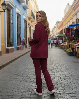 Μπλούζα μπορντό, με μακρύ μανίκι, με χαμόγελο λαιμόκοψη, ύφασμα μπλούζας βαμβάκι 95%ελαστάν 5%, μήκος 65εκ., με σχέδιο Μαργαρίτα τζην