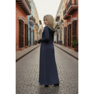 Μακρύ Φόρεμα,  με κουκούλα, μακρύ μανίκι, βαμβάκι95% ελαστάν 5%, μήκος 135εκ., με σχέδιο δύο ροζ καρδιές , διατίθεται και χωρίς κουκούλα  κατόπιν επιλογής