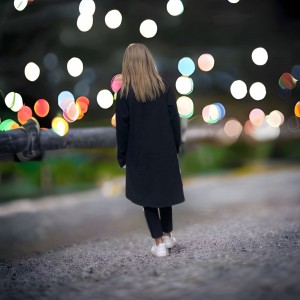 Ασύμμετρο Mπλουζοφόρεμα , με  λαιμόκοψη στρογγυλή, μήκος 80εκ μπροστινό μέρος και πίσω μέρος 90εκ.,  μακρύ μανίκι, Βαμβάκι 95% ελαστάν 5%, με σχέδιο  Σπιτάκι μου