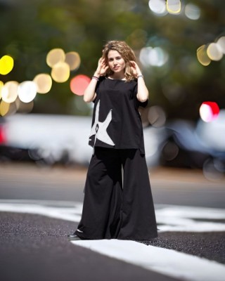 -30% ΠΡΟΣΦΟΡΑ Καλοκαιρινή δύο τεμαχίων Παντελόνα και Μπλούζα Αστερίας, σύνθεση υφάσματος : Βαμβάκι 100% 