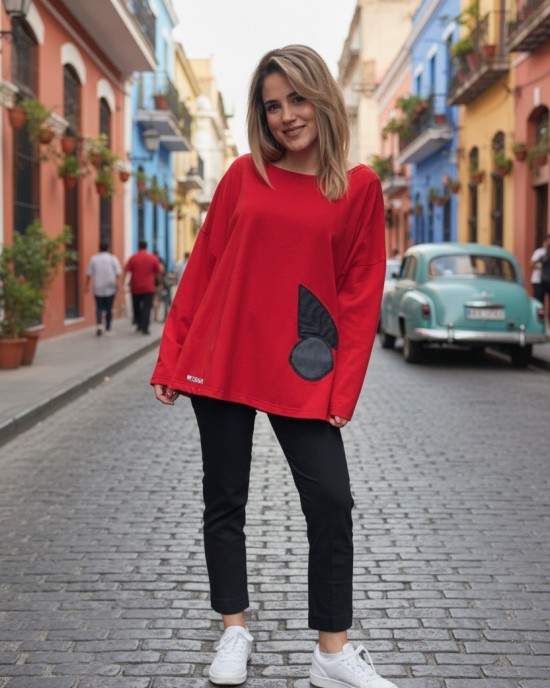 Mπλούζα Κόκκινη, με μακρύ μανίκι, με λαιμόκοψη χαμόγελο , ύφασμα μπλούζας βαμβάκι 95% ελαστάν 5%, μήκος 65εκ., με Όμορφα σχεδιάκια 