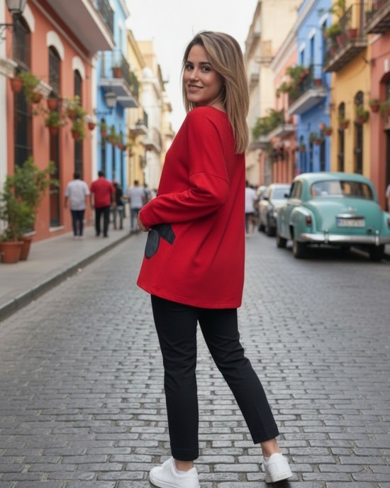 Mπλούζα Κόκκινη, με μακρύ μανίκι, με λαιμόκοψη χαμόγελο , ύφασμα μπλούζας βαμβάκι 95% ελαστάν 5%, μήκος 65εκ., με Όμορφα σχεδιάκια 