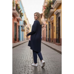 Μπλουζοφόρεμα ασύμμετρο, χρώμα μαύρο ή μπλε σκούρο, με στρόγγυλη λαιμόκοψη, μακρύ μανίκι, μήκος 80εκ μπροστινό μέρος και πίσω μέρος 90εκ.,ύφασμα Βαμβάκι95% ελαστάν 5%, σχέδιο Ροζ Καρδιές