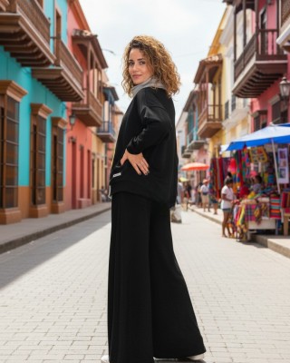 -30% Προσφορά 2 τεμαχίων  Παντελόνα και Μπλούζα  To όμορφο Λουλούδι, σύνθεση μπλούζας: Βαμβάκι 95% ελαστάν 5%, σύνθεση παντελόνας : Βαμβάκι 100% 