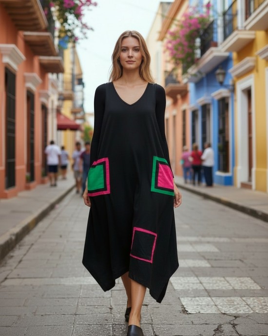 Μίντι φόρεμα, V λαιμόκοψη,  με μακρύ μανίκι, μικρά πλαϊνά ανοίγματα στο τελείωμα, μήκος 115εκ., Βαμβάκι100% με σχέδιο τα πολύχρωμα τετράγωνα