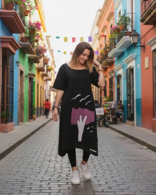 Φόρεμα, midi  χαμόγελο λαιμόκοψη, μικρά πλαϊνά ανοίγματα στο τελείωμα, μήκος 115εκ., Βαμβάκι100%  με σχέδιο δέντρο με ζωγραφισμένους γλάρους 