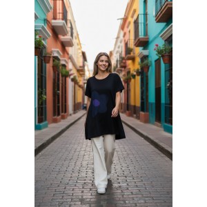 Mπλουζοφόρεμα Ασύμμετρο Μαύρο με σχέδιο Τζίν Μαργαρίτα με μωβ λεπτομέρειες