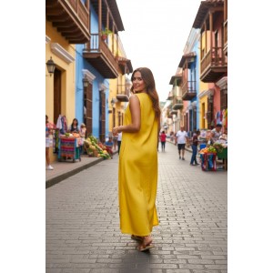 Φόρεμα μακρύ, σε χρώμα κίτρινο, σε άλφα γραμμή, μήκος από τον ώμο 135εκ., άνετο και δροσερό βαμβάκι 100%,  αμάνικο, με σχέδιο το Μπλε σκούρο καραβάκι